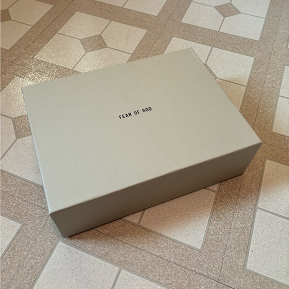 DEADSTOCK FEAR OF GOD CANARY YELLOW CALIFORNIA SLIDES SHOES ORIGINAL BOX - Picture 13 of 15